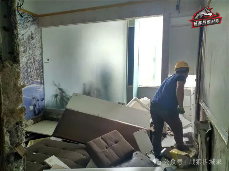 成都战狼拆除 成都战狼拆除